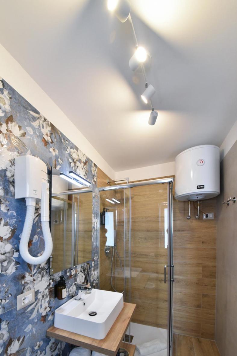 Terrazzo 44 Apartment Наполи Екстериор снимка